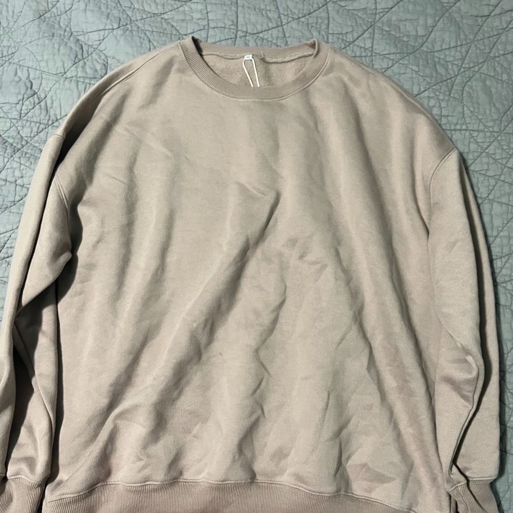 ATHMILE Crewneck